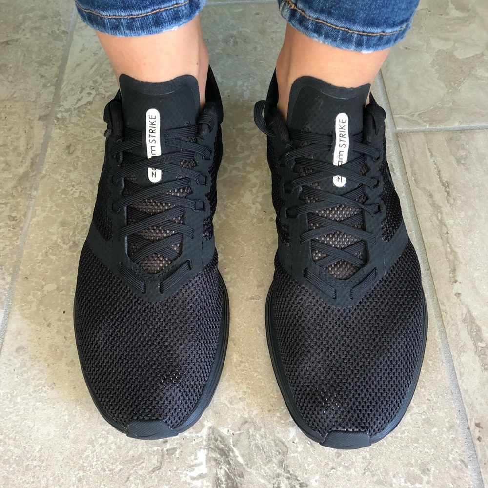 🐜Nike Zoom Strike 🐜New 🐜Price firm - Picture 3 of 7